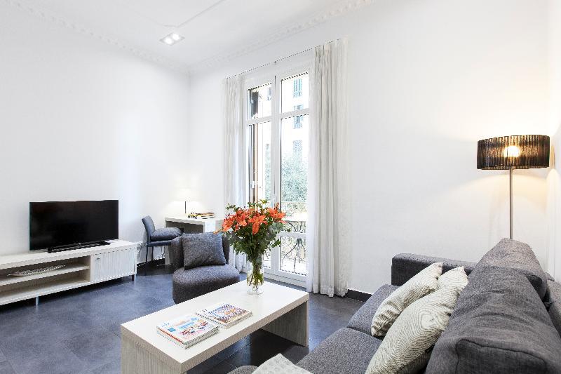 ברצלונה Aspasios Rambla Catalunya Apartments מראה חיצוני תמונה