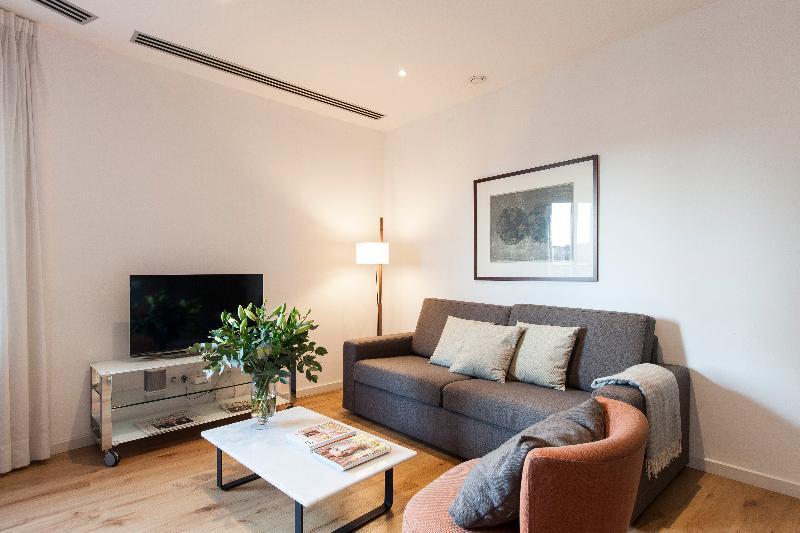 ברצלונה Aspasios Rambla Catalunya Apartments מראה חיצוני תמונה