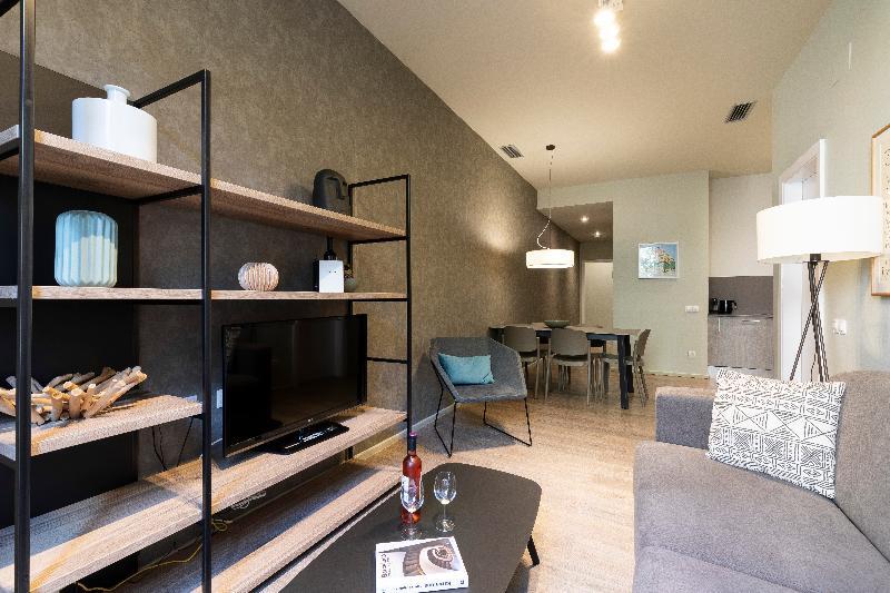 ברצלונה Aspasios Rambla Catalunya Apartments מראה חיצוני תמונה