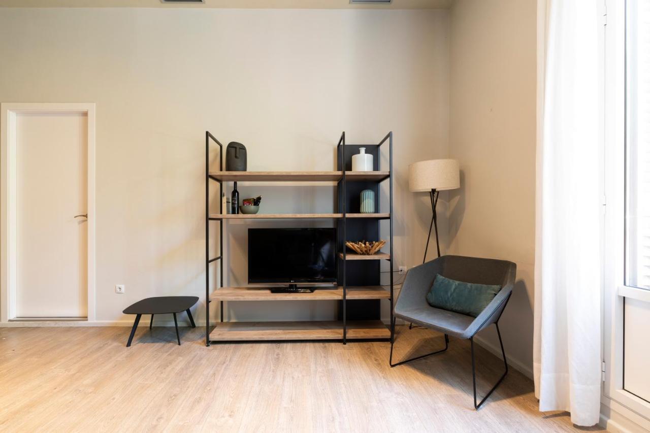 ברצלונה Aspasios Rambla Catalunya Apartments מראה חיצוני תמונה